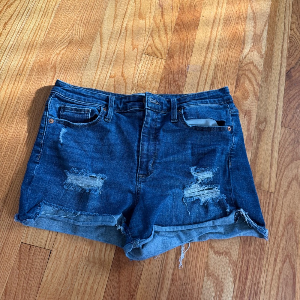 Universal Thread Jean Shorts Blue 10/30 Distressed High Rise Casual Summer